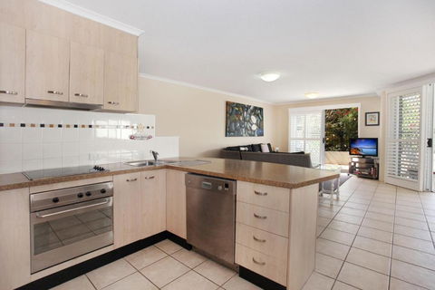 Unit 3 On The Park Coolum Beach - Accommodation Australia 1
