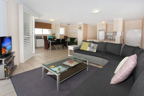 Unit 3 On The Park Coolum Beach - Accommodation Australia 6