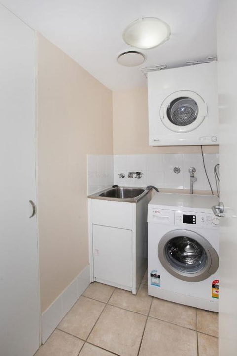 Unit 3 On The Park Coolum Beach - Accommodation Australia 3
