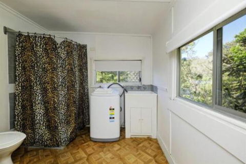 TRADEWINDS - Accommodation Australia 3