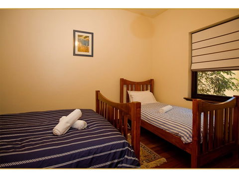 Fairholme Apartment - Accommodation Australia 6