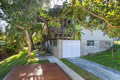 Endless Summer - Accommodation Australia 0
