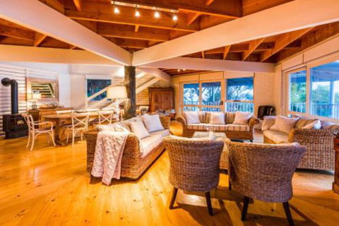 Yallingups Best Located Beach House - Local Tourism 4