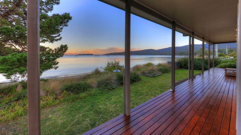 Tides Reach - Essentially Tas Dover - Accommodation Australia 3