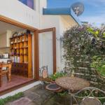 SEAVIEWS MORNINGTON.... - Accommodation Australia 0