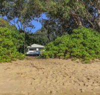 Seabreeze Beachfront Clifton - Bed n Breakfasts