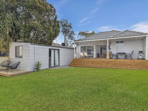 Toukley Waterfront Oasis - Accommodation Australia 2