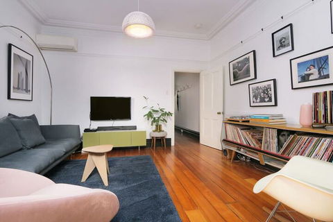 Designer 2-bed House With Garden - Northbridge, Perth - Accommodation Australia 3