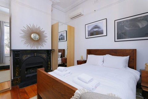Designer 2-bed House With Garden - Northbridge, Perth - Accommodation Australia 2