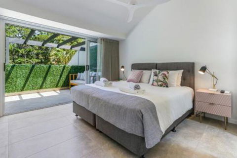 Hidden Treasure Little Cove - Accommodation Australia 2