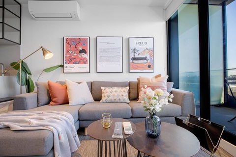 Comfy Sweet Home In Parkville With Netflix - Accommodation Australia 3