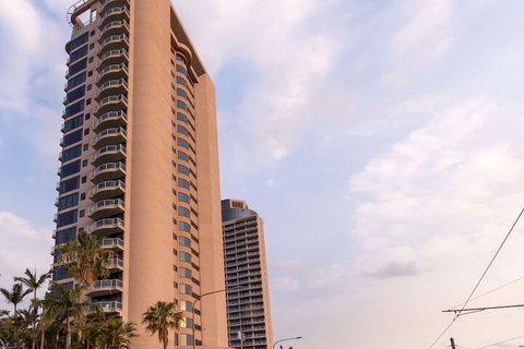 Oaks Gold Coast Hotel - Australia Shopping 2