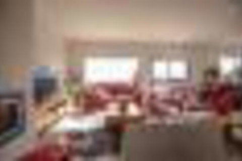 Silverdown Guesthouse - Accommodation Australia 6