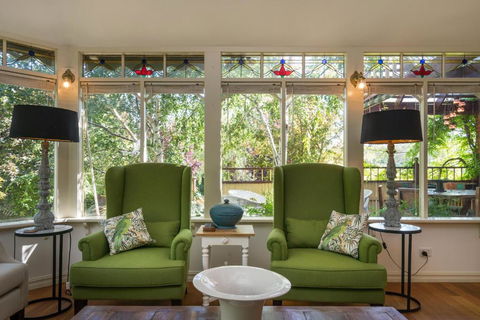 Rent Your Own Historic Hotel For Holidays & Events - Australia Shopping 3