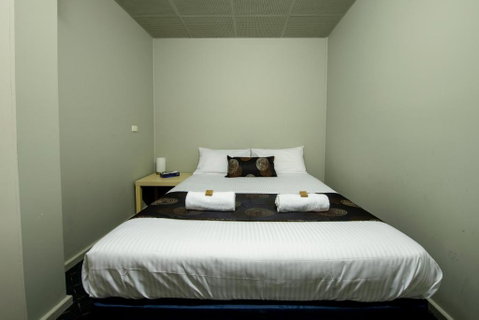 City Centre Motel Hotel - Australia Shopping 1