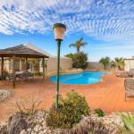 Osprey Holiday Village Unit 112 Vibrant 3 Bedroom Holiday Villa With A Pool In The Complex - Local Tourism 1