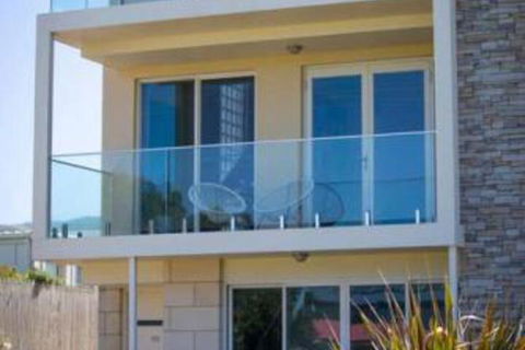 SEA NOOK Seconds From The Beach - Local Tourism 6