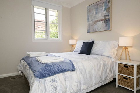 Rose Cottage Charming Double Brick Near Cook Park & CBD - Accommodation Australia 5