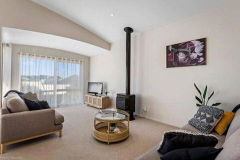 DRIFTWOOD VILLA Free Wifi Walk To Beach - Accommodation Australia 1