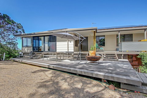 On The Hill At Metung - Local Tourism 1