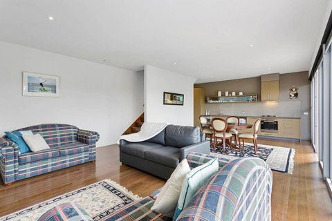 DREW Golfers Delight Close To St. Andrews Beach - Accommodation Australia 3