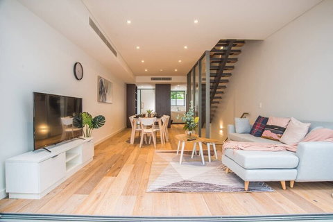 Amazing 3beds3bath Townhouse@rosebery - Australia Shopping 3