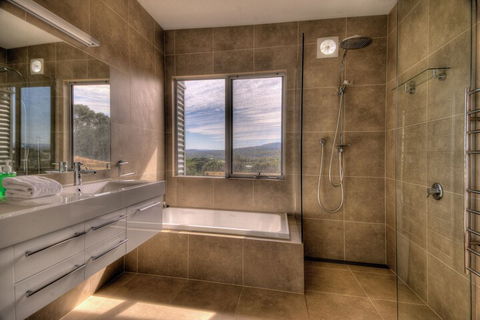 Halcyon - Accommodation Australia 3