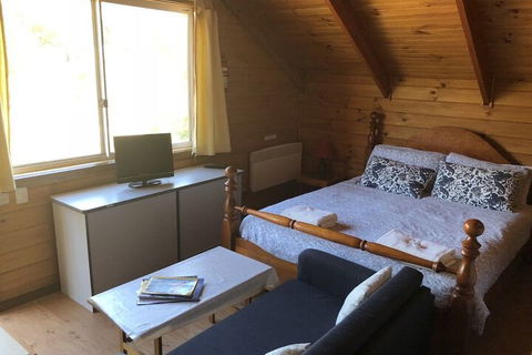 Alpine Stag Lodge Unit 2 - Accommodation Australia 2