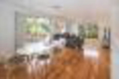 Barefoot Bungalow - Local Tourism 6