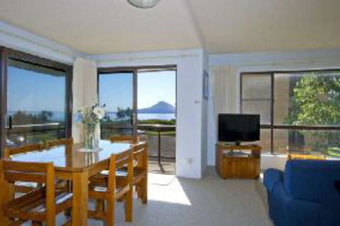 2 Bedroom Apartment Commodore Unit 3 6 Intrepid Close - Australia Shopping 2