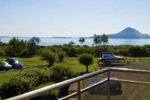 2 Bedroom Apartment Commodore Unit 3 6 Intrepid Close - Australia Shopping 0