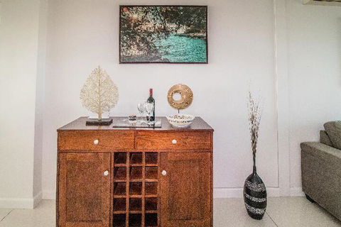 ZEN By THE WATER Darwins Premier Family Retreat - Accommodation Australia 3