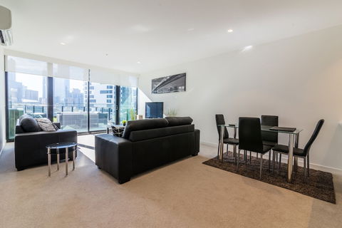 MJ Shortstay Apartments - Platinum Tower - Australia Shopping 5