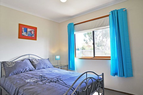 Alwyns By THE SEA PET Friendly - Australia Shopping 5