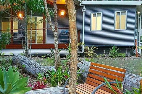 Oakey Creek Private Retreat - Bed n Breakfasts 6