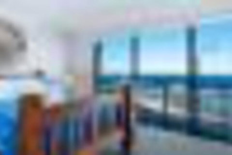 Oceanfront Flourish Apartment - Local Tourism 2