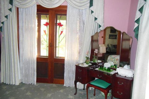 Pepper Tree Ridge B & B - Australia Shopping 3