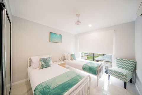 Airlie On Main Street Airlie Beach - Accommodation Australia 4
