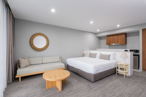 Abode Hotel Malua Bay - Local Tourism 5