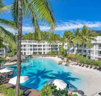 Elysium The Beach Club - Bed n Breakfasts