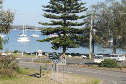3 Bedroom House At Sandy Point Road 151 - Australia Shopping 0