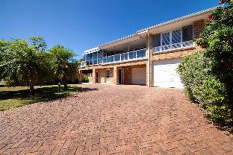 3 Bedroom House At Sandy Point Road 151 - Australia Shopping 2