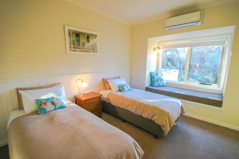 Dieudonne - Accommodation Australia 5