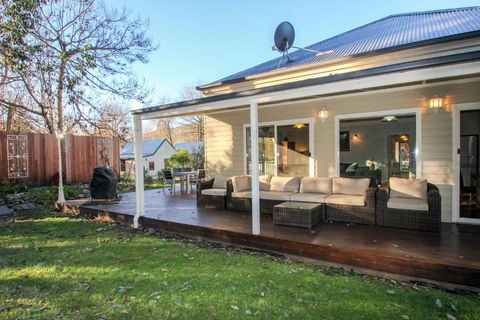 Dieudonne - Accommodation Australia 1