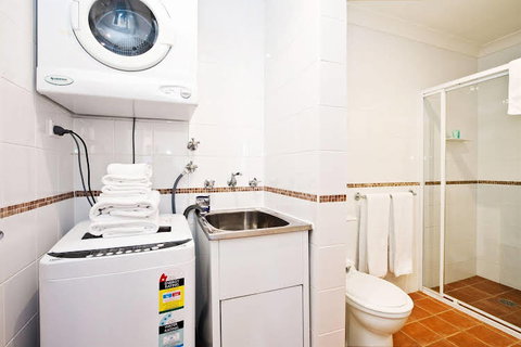 Ryals Serviced Apartments Camperdown - Accommodation Australia 0