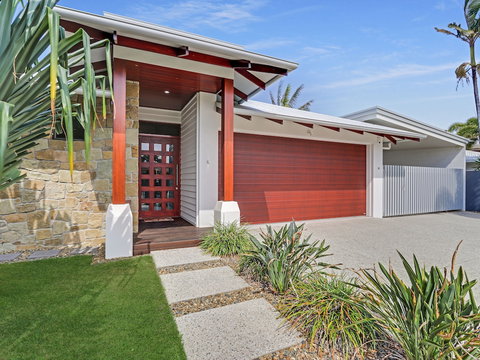 Adelong - Australia Shopping 0