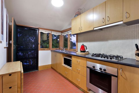 Annies Victorian Terrace Accommodation Fremantle - Accommodation Australia 6