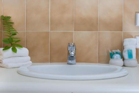 Budget Apartment Trinity Beach - Bed n Breakfasts 0