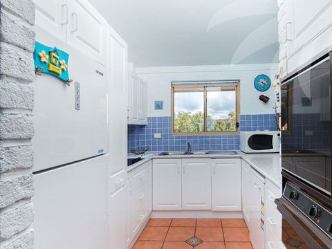 Sapphire Oceanside 20 - Accommodation Australia 1