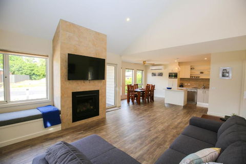 Amber Mist Villa Two - Australia Shopping 4